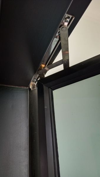 Pivot Window Replacement in Leander